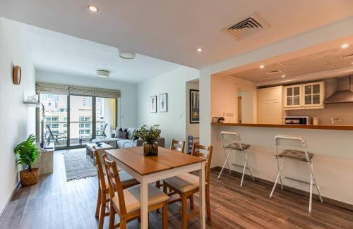 The Greens Apartment | Serene & Spacious 1BR The Greens