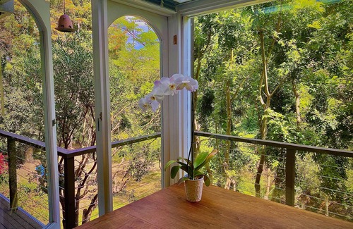 Corona del Mar Apartment | Serene, tropical oasis-walk to beautiful beaches