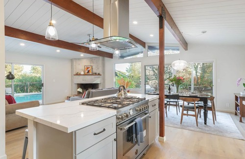 Sebastopol House | Serene Wine Country Haven with Pool & Hot Tub