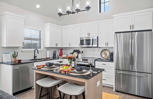 Fredericksburg Condo | Serengeti New Build With Hot Tub