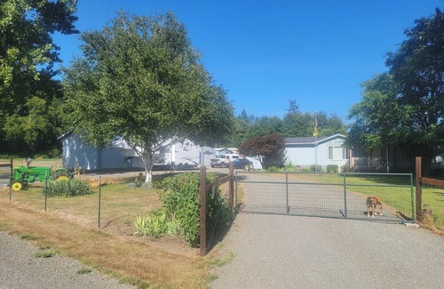 Lewis County House | Serenity Awaits Entire Home with AC, WiFi centrally located on over 2 flat acres