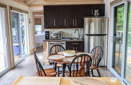 Muskoka Lakes Cottage | Serenity Central North on beautiful Lake Muskoka.