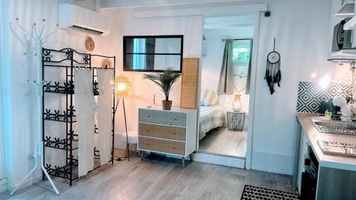 Saint-Laurent-du-Var Apartment | Serenity - Garden Calm & Air Conditioning Downtown