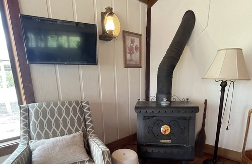 Bandera House | Serenity House, 6 acres on the Medina River