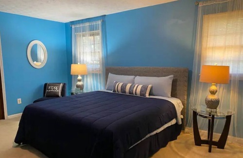 Stockbridge House | Serenity House-Beautiful Family Home With Pool