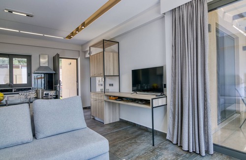 Zakharo House | Serenity Suites Sea View 4, Kaiafa Lake Zacharo, Greece