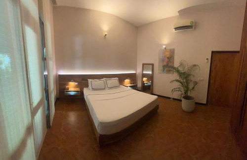 Hikkaduwa Apartment | Serenity Villa