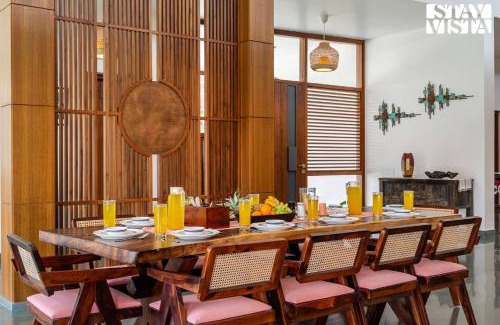 Madikeri Villa | Serenova 4BR with big pvt pool and lawn - Your escape awaits !