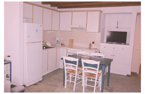 Livadi Apartment | SERIFOS SUMMER APARTMENT