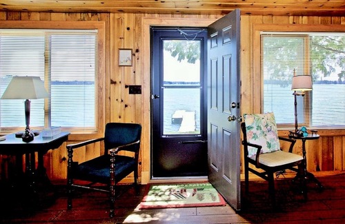 Deerwood Cabin | Serpent Lake Listing! Northern MN Cabin Getaway near Cuyuna Mountain Bike Trails