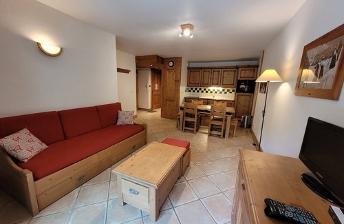 Saint-Chaffrey Apartment | Serre Chevalier 3 Rooms - 300 m from the slopes Riviere View.