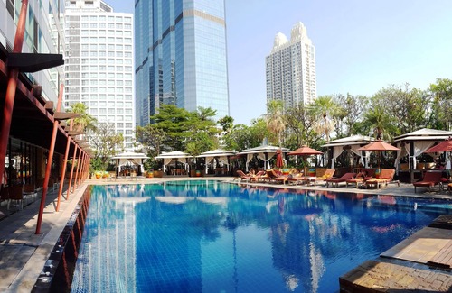 Yan Nawa Apartment | Serviced 1 Bed Sky Villa with View, Pool and BTS