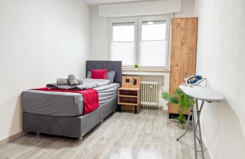 Alt-Rentfort Apartment | Serviceroom24 - Apartment 1 in Gladbeck WLAN - Smart-TV - 24-7 Check-in und Küche