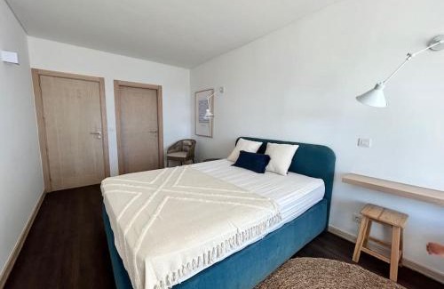 Santiago Apartment | Sesimbra Califórnia beach front