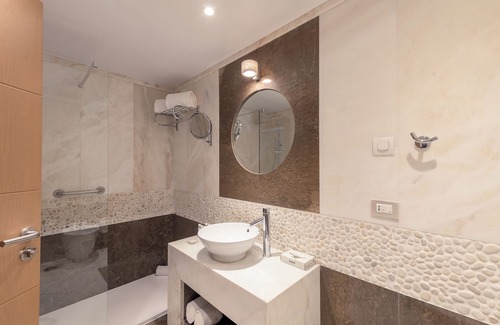 Santiago Hotel | Sesimbra Oceanfront Hotel - Preferred Hotels and Resorts