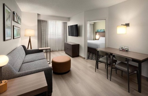 Downtown Portland House | Settle in at our Newly Renovated Downtown Portland Hotel