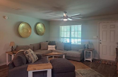 Dauphin Island House | Seven Rings