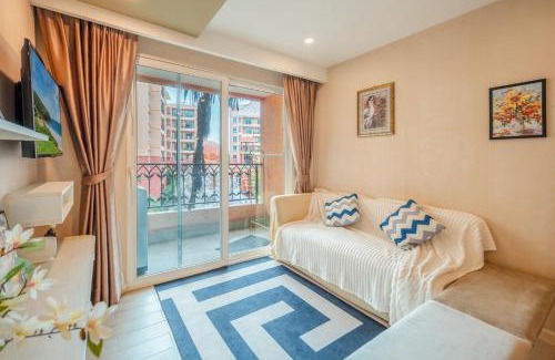 Na Kluea Apartment | Seven Seas Condo Resort One-bedroom 5 minutes walk to Jomtien Beach