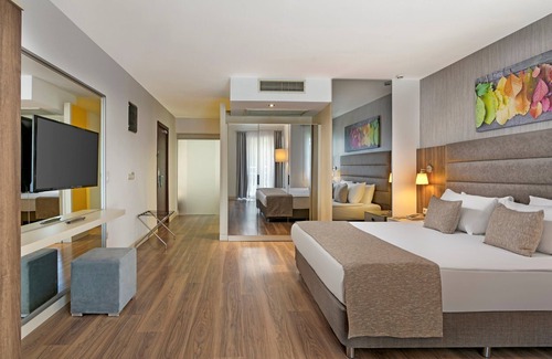 Titreyengol Hotel | Seven Seas Hotel Blue