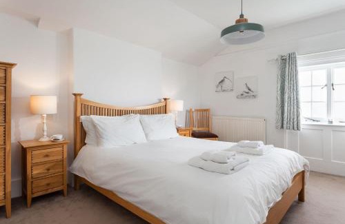 The Lizard House | Sevenstones