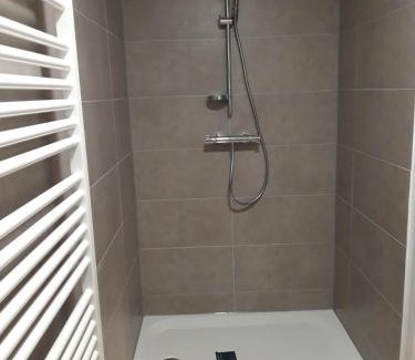 Grossrohrsdorf Apartment | Seyfarthrooms - Monteurwohnung Großröhrsdorf 4 - zentrale Lage, gute Anbindung, ideal für 2 Personen