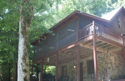 Ellijay Cabin | Shady River Retreat - Your Riverside Paradise!