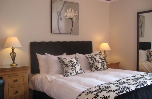 Glenisla House | Shaftesbury Lodge Guest House