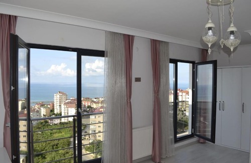 Trabzon Apartment | Shahin Golden Hotel l الصقر الذهبي…