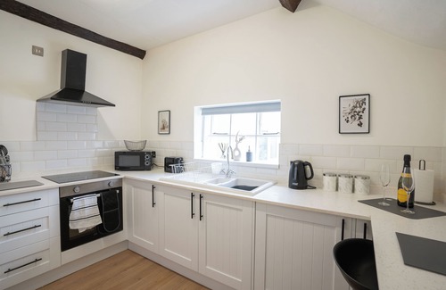 Stratford-upon-Avon Apartment | Shakespeare's Nest - Stratford-Upon-Avon