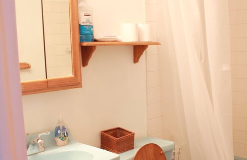 Eastwick Apartment | Shanghai 2900 - Vintage Oriental Style 2BR Apt w Parking near Airport