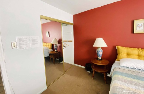 Eastwick Apartment | Shanghai 2900 - Vintage Oriental Style 2BR Apt w Parking near Airport