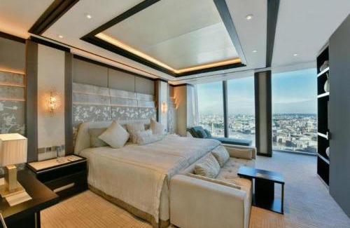 Elephant and Castle Hotel | Shangri-La The Shard, London