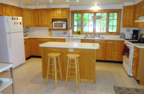 Bar Harbor Cottage | Shannon Cottage: In-Town Bar Harbor - 5 min walk to Village Green