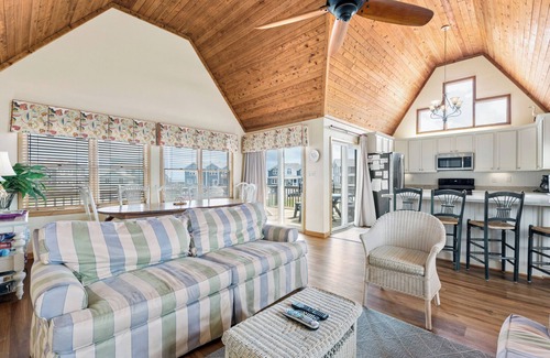 Tuckahoe House | Shannon: Semi-Oceanfront | Shared Pool Access
