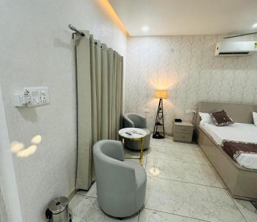 Faizabad House | Shanta Inn