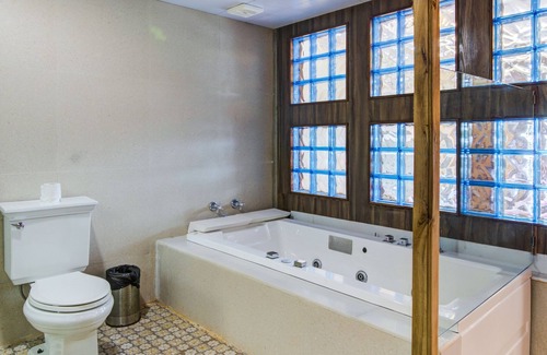 Guhagar Hotel | Shantai by the lake