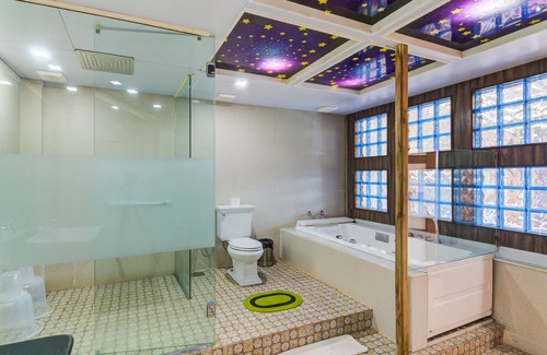 Guhagar Hotel | Shantai by the lake