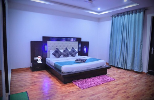 Vrindavan Hotel | Shanti Seva Dham