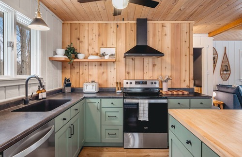Bellaire Cabin | Shanty Creek, Torch Lake, Pool & Hot Tub Access, and Firepit