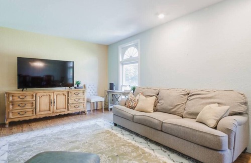 Orchard North House | Shared Home - King Suite w/Private Bath & Waffles!