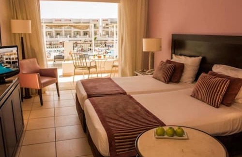 Sharm El Sheikh Resort | Sharm El Sheikh All-Inclusive Delights: Spa Treatments, Pools & Beach Access