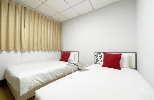 Central District Hotel | Sharon Inn