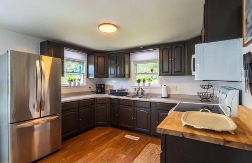 McArthur Apartment | Shea Farmhouse