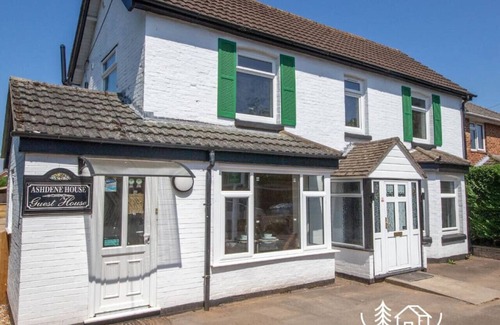 New Forest District Apartment | Sheep Room 11 -Peaceful Double - New Forest