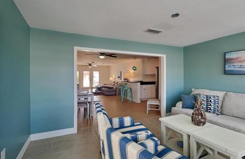 Fort Myers Beach House | Shell Mound Beach Cottage