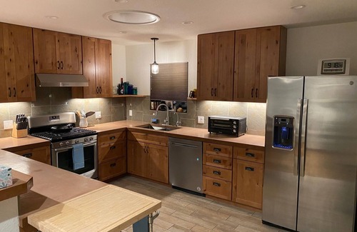 Shelter Cove House | Shelter Cove Ocean View Retreat with Hot tub and Sauna