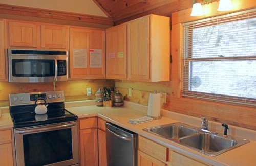 Sugar Mountain House | Shelter Rock 272