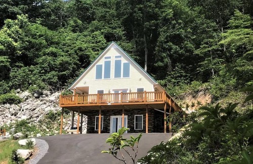 Luray House | Shenandoah Retreat
