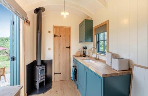 North Weald House | Shepherd's Retreat