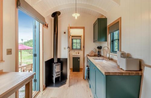 North Weald House | Shepherd's Retreat